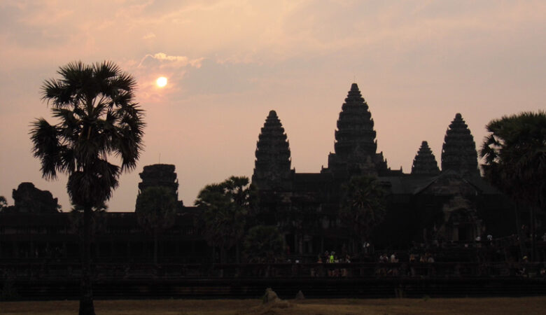 angkor wat, sunrise, siem reap, cambodia