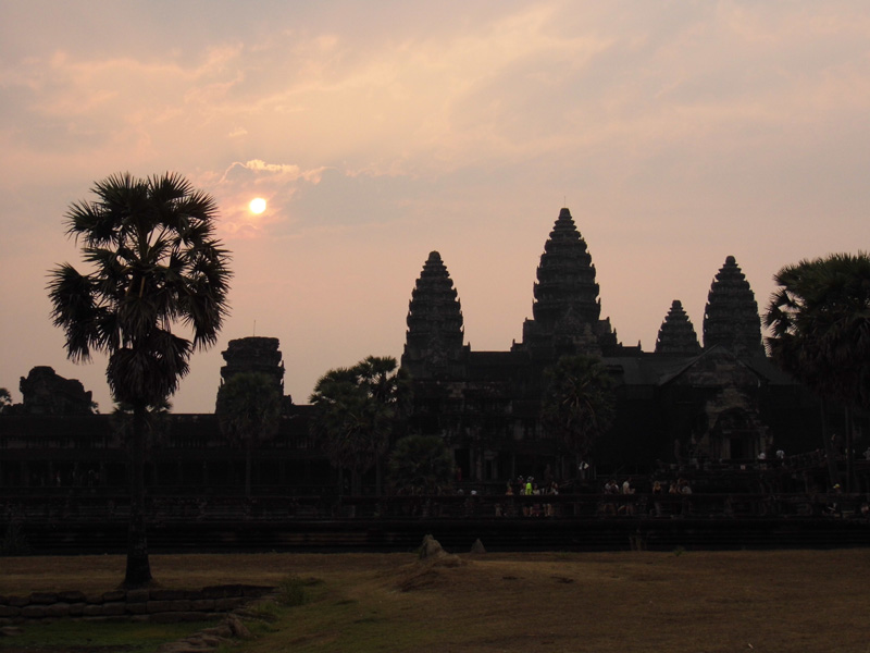 angkor wat, sunrise, siem reap, cambodia