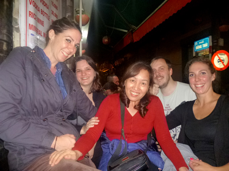 bia hoi, hanoi, vietnam, street corner beer