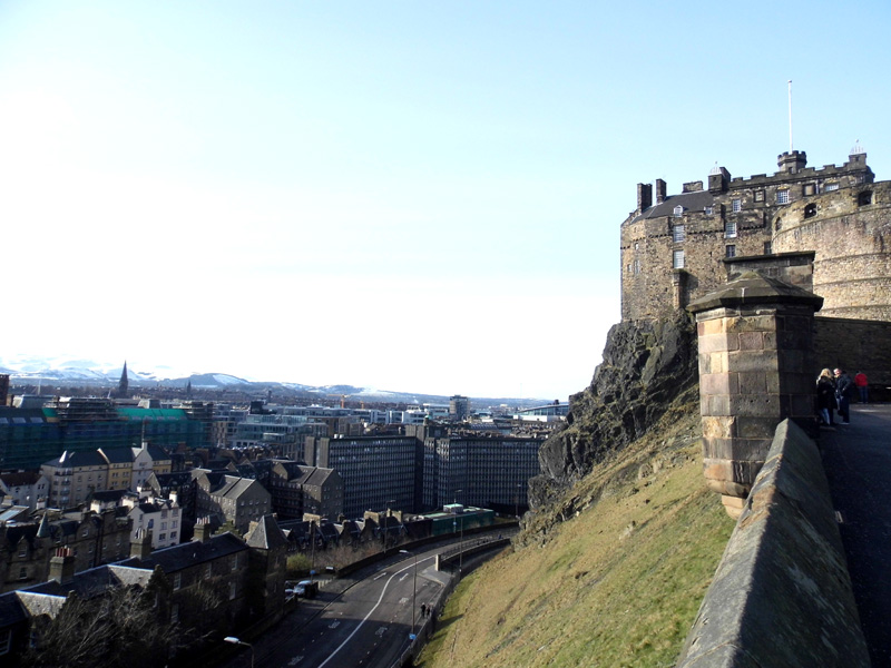 edinburgh castle old town grassmarket