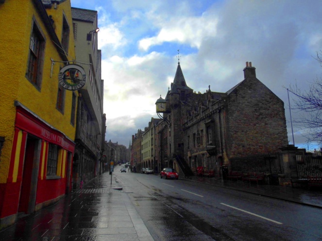 royal mile, high street, edinburgh, museum, scotland
