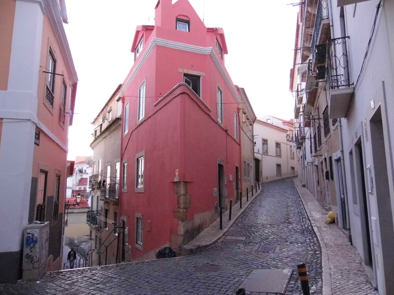 Narrow streets, Alfama, Lisbon, Portugal