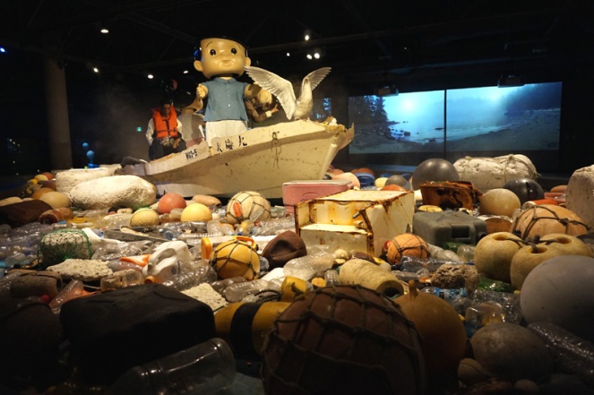 Vortex exhibition plastic ocean waste, Vancouver Aquarium, Vancouver, Canada