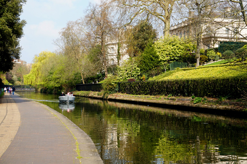 Little Venice to Camden canal walk, London
