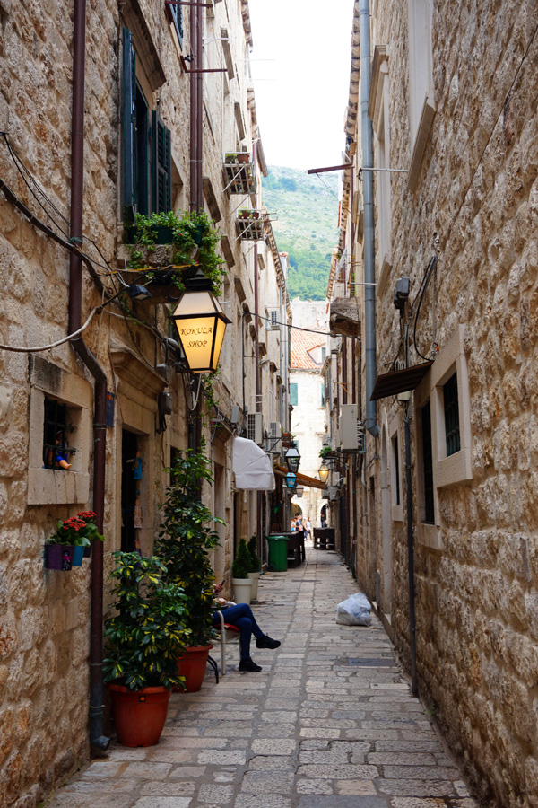 Alley way, Dubrovnik, Croatia