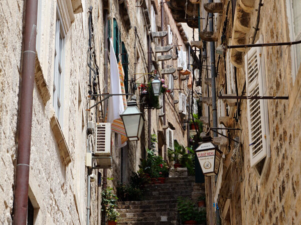 Alley way, Dubrovnik, Croatia