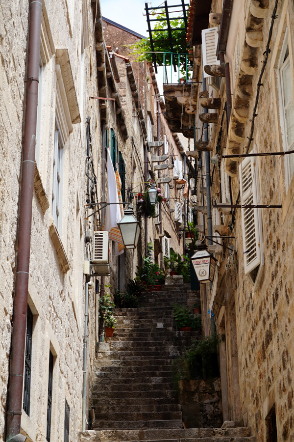Alley way, Dubrovnik, Croatia