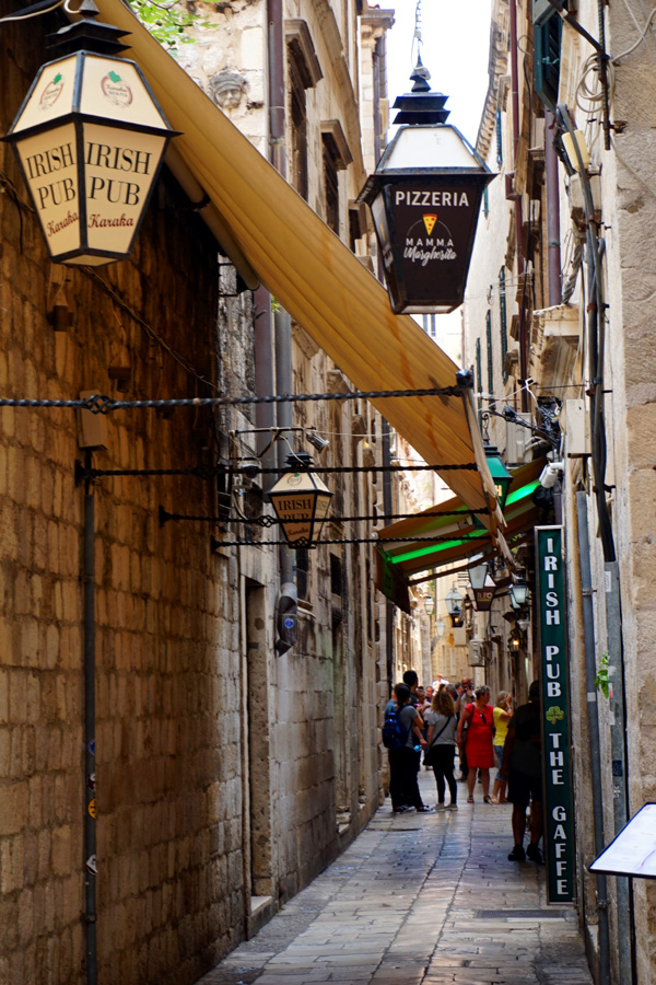 Alley way, Dubrovnik, Croatia