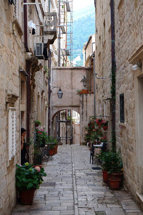Alley way, Dubrovnik, Croatia