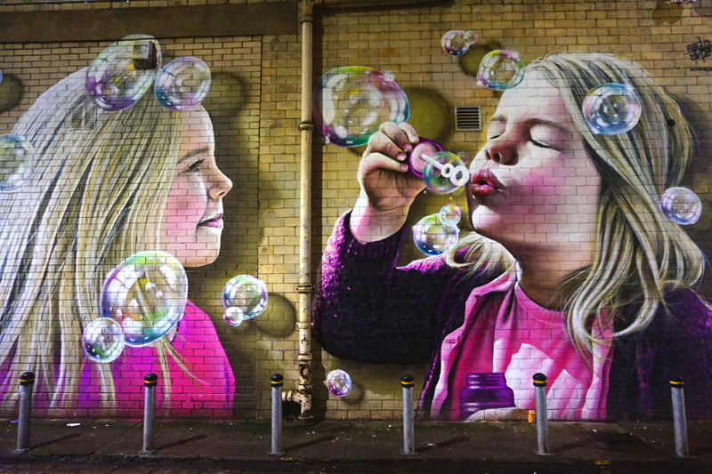 Bubbles street art, Glasgow, Scotland