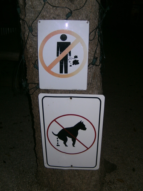 No farting or dog poo - bar in Texas