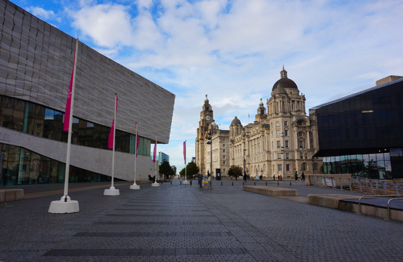 Liverpool waterfront buildings & museums, Liverpool, England