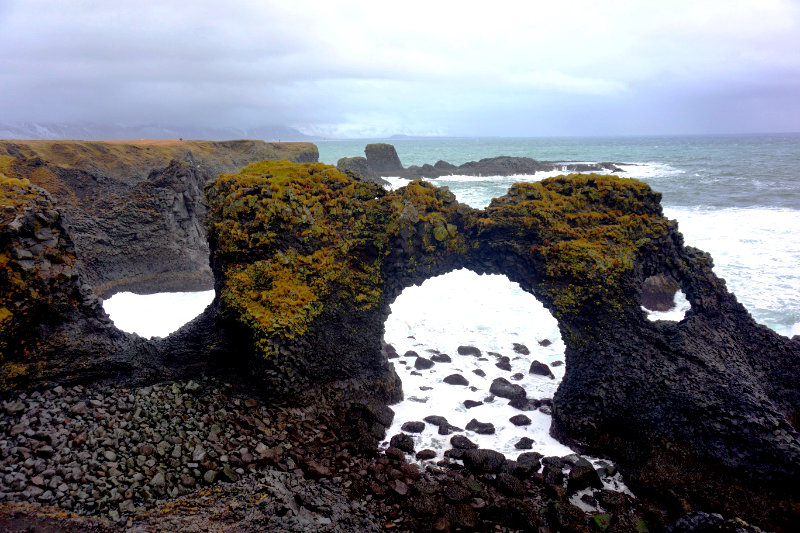 Gatklettur arch, Arnarstapi, Snaefellsnes, Iceland
