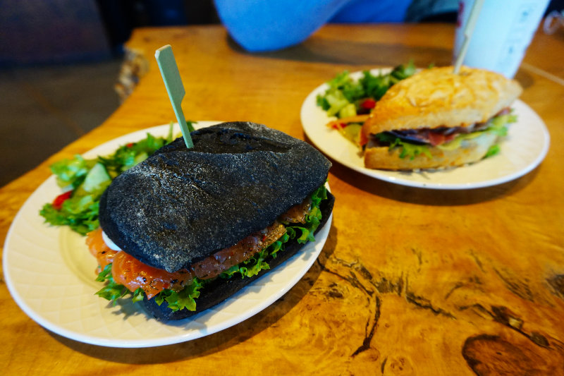 Lava sandwich, Geysir, Iceland