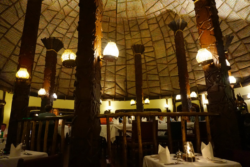 Serengeti Serena lodge restaurant, Tanzania