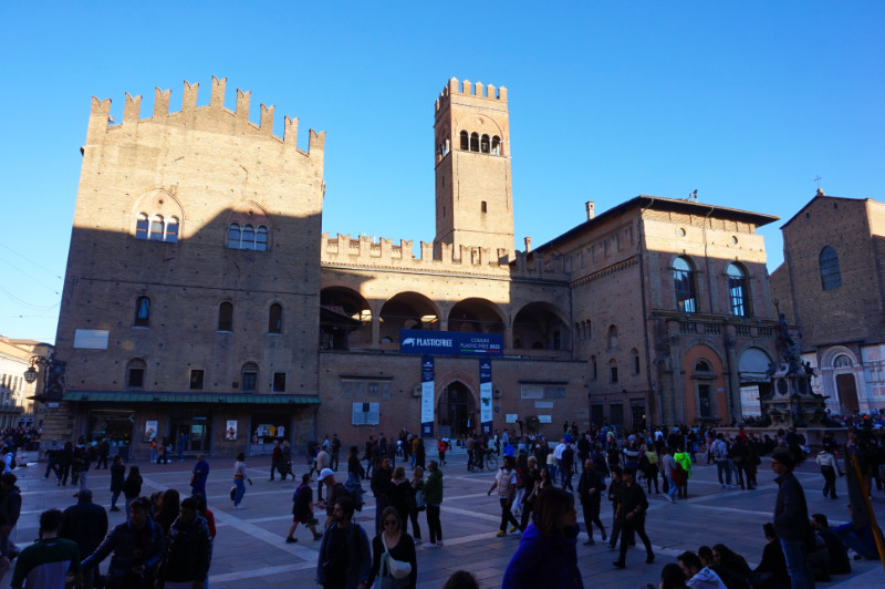 Piazza Maggiore, Bologna, Italy