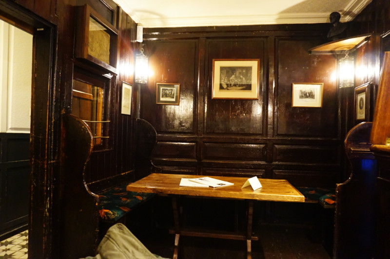 Snug bar in The Globe Inn, Dumfries, Scotland