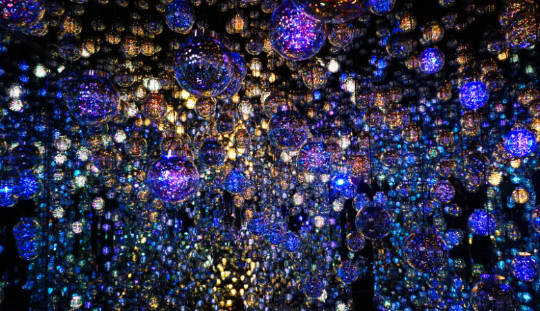 Bubble room, TeamLab Borderless, Tokyo, Japan