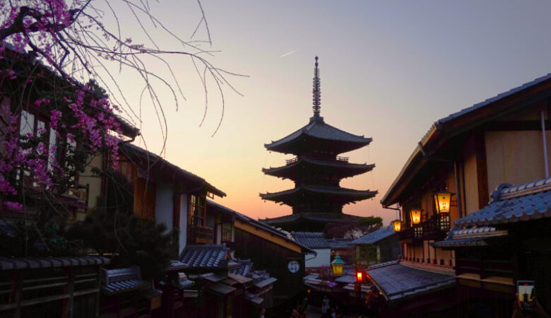 Sunset above Hokanji temple, Gion, Kyoto, Japan