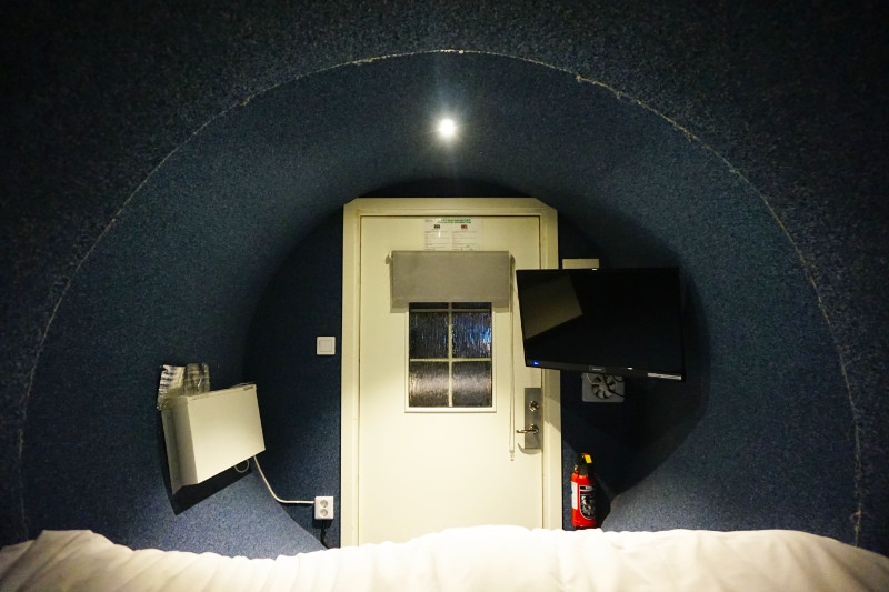 Bed in the engine room, Jumbo Stay, Stockholm, Sweden