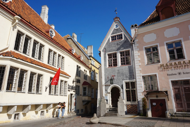 Old Town Square, Tallinn, Estonia. A building on the right is apparently the oldest pharmacy in the world. Next to it, a grey building is the oldest building in Tallinn.