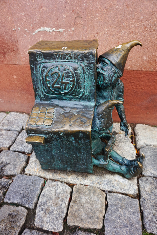 Dwarf statues robbing an ATM, Wroclaw, Poland